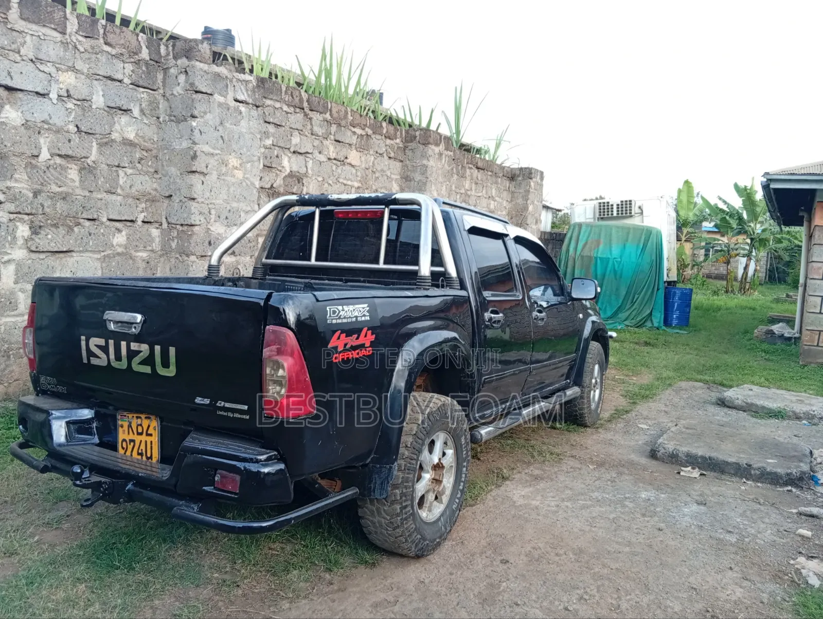 Isuzu D-MAX 2007 Black