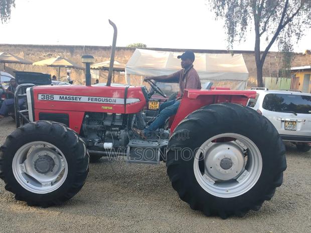 Tractor 385 4wd Local 2013 - thumbnail 2