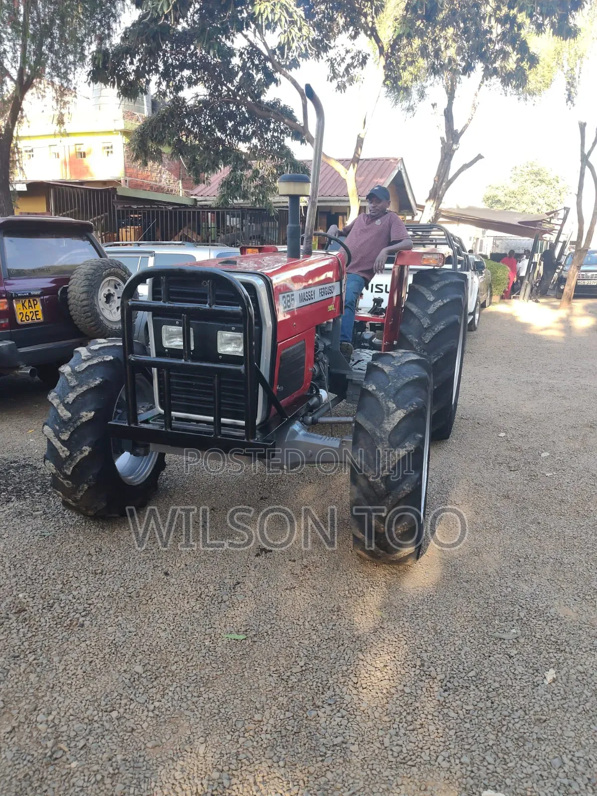 Tractor 385 4wd Local 2013