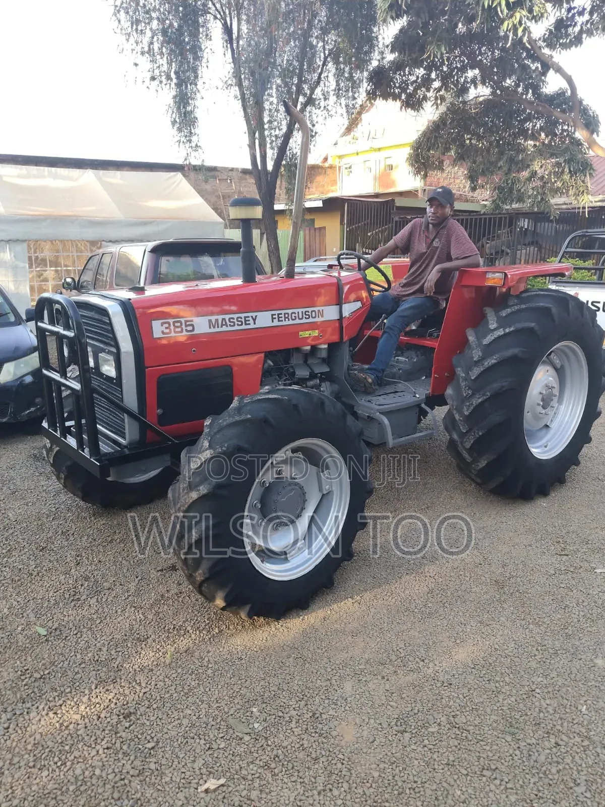 Tractor 385 4wd Local 2013