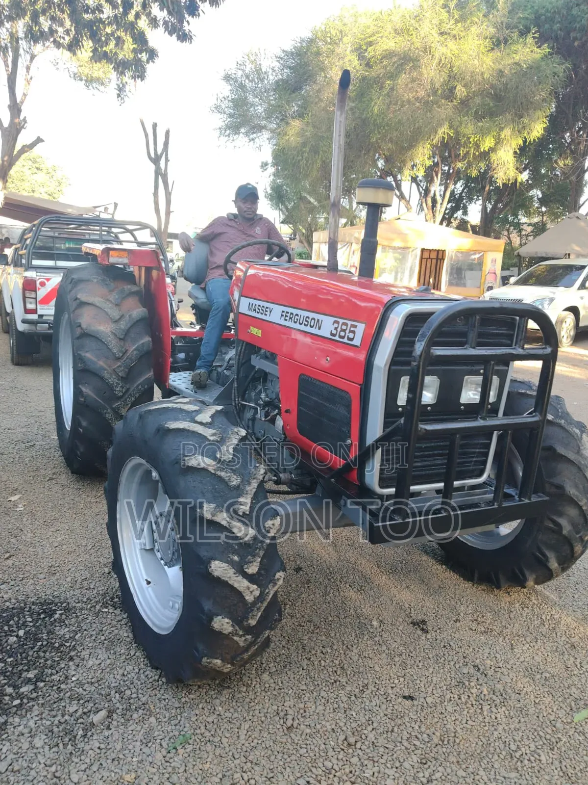 Tractor 385 4wd Local 2013