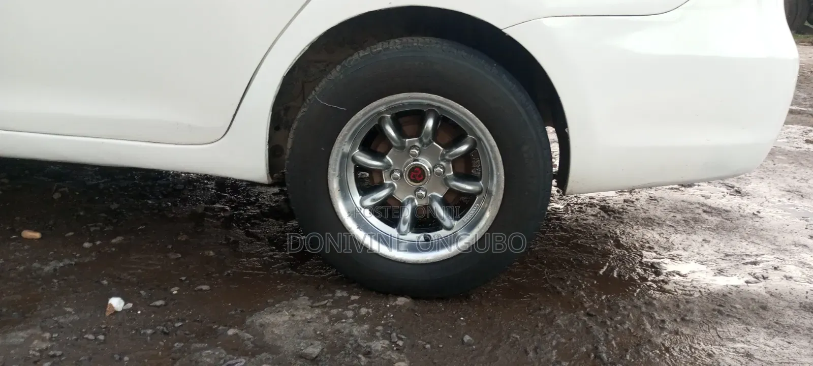 Toyota Belta 2011 White