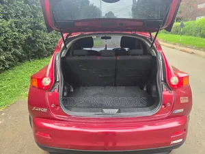 Nissan Juke 2012 Red