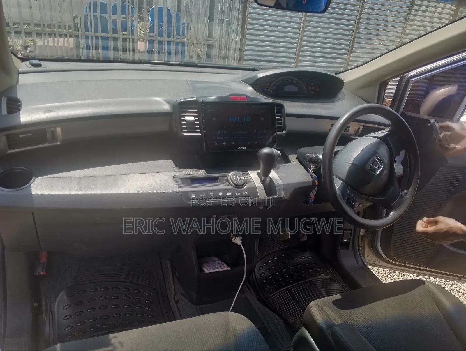 Honda Freed 2015 Silver