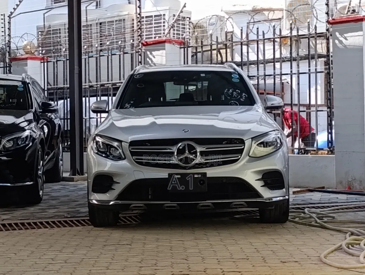 Mercedes-Benz GLC-Class 2018 Silver