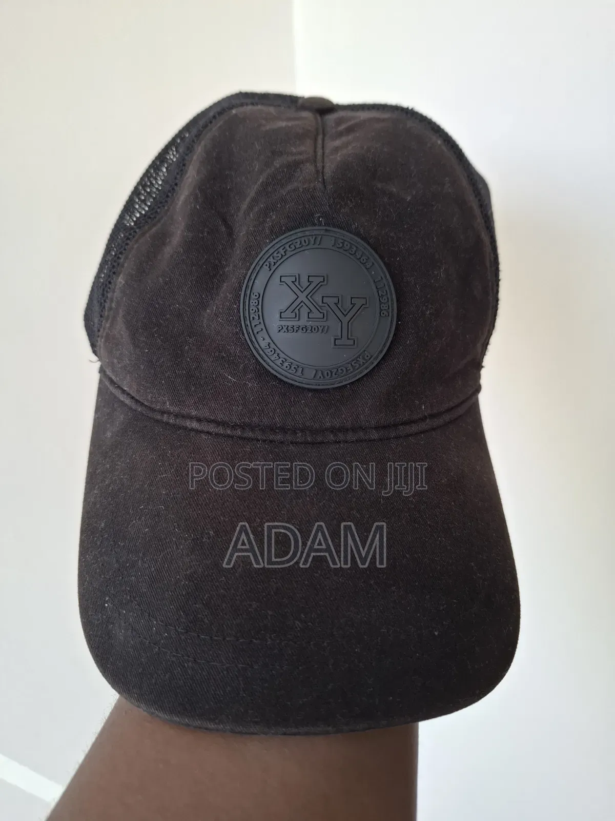 Balck Mesh Trucker Hat