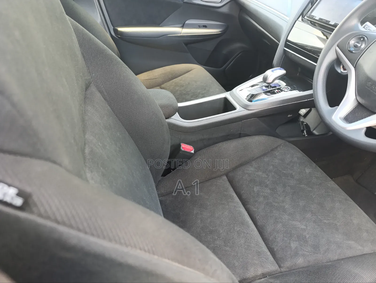 Honda Fit Shuttle 2018 White
