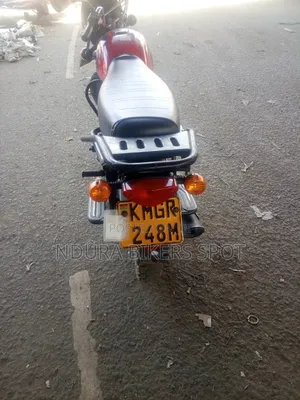 Bajaj Boxer 2026 Red