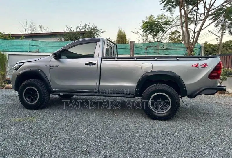 Toyota Hilux Revo Single Cab Deisel 2.8 AWD 2019 Gray