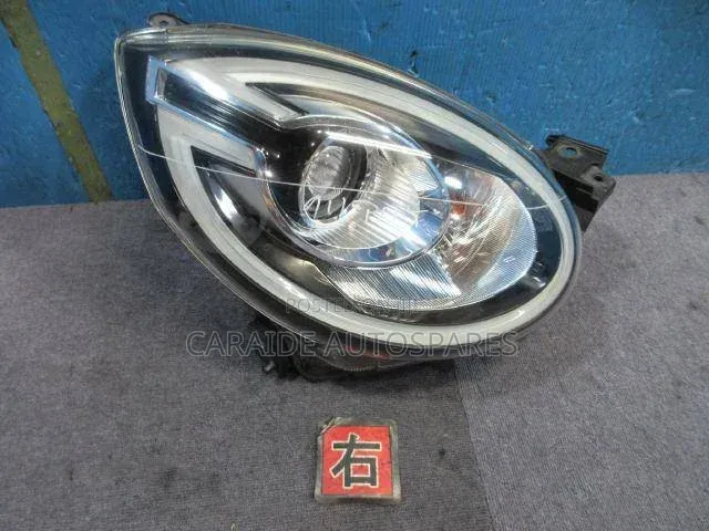 Passo Moda 2018 Headlights