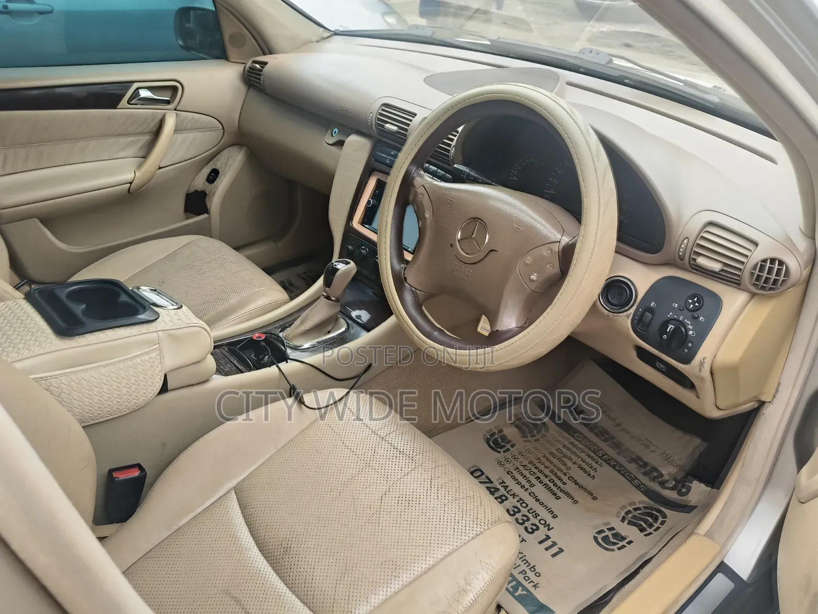 Mercedes-Benz C200 2004 Gold