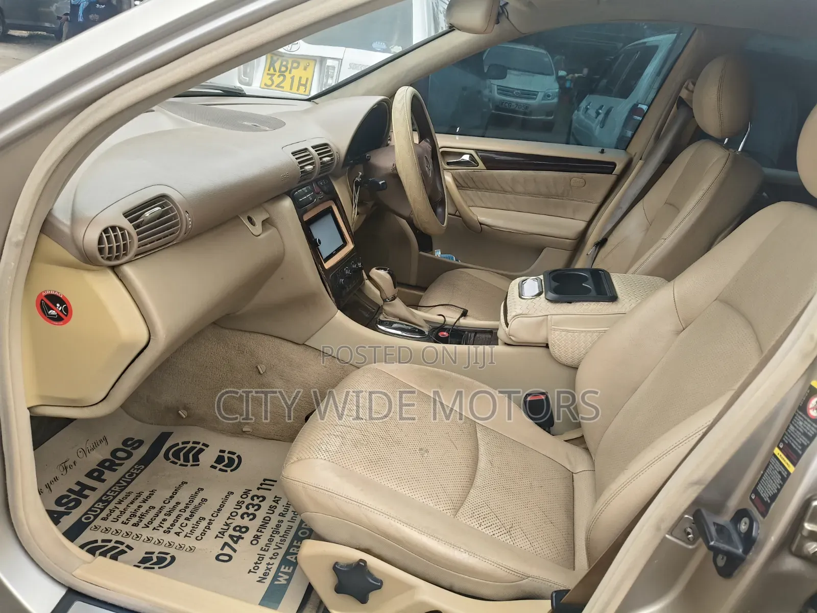 Mercedes-Benz C200 2004 Gold