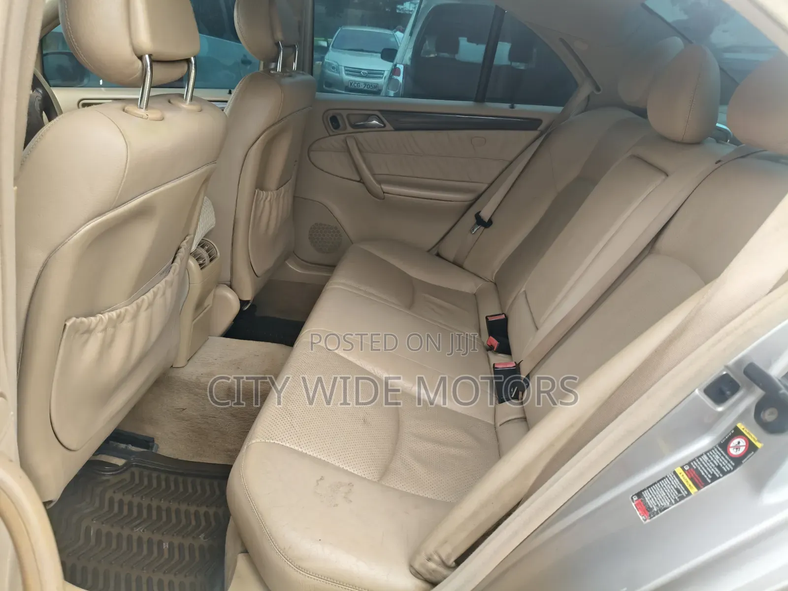 Mercedes-Benz C200 2004 Gold