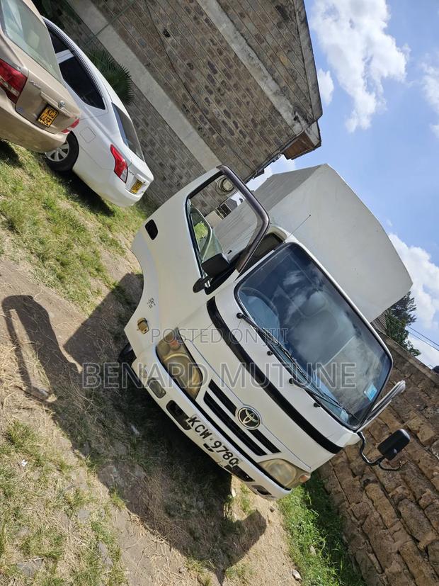 Toyota Dyna - thumbnail 7