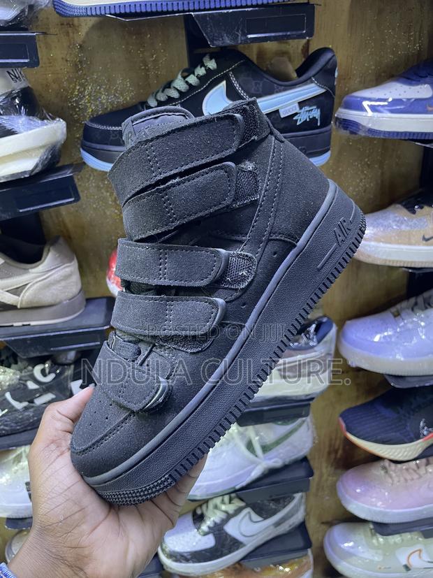 Billie Eilish Airforce 1 - thumbnail 2