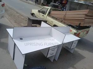 Fourway Workstation White 1.2m Per Section
