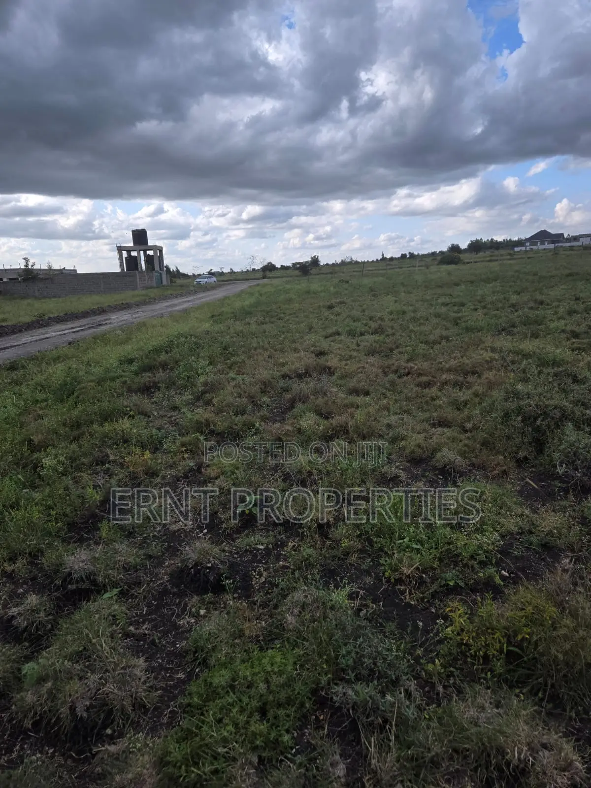 Quick Sale Alert. Two Adjacent 50x100 Plots at Oloika