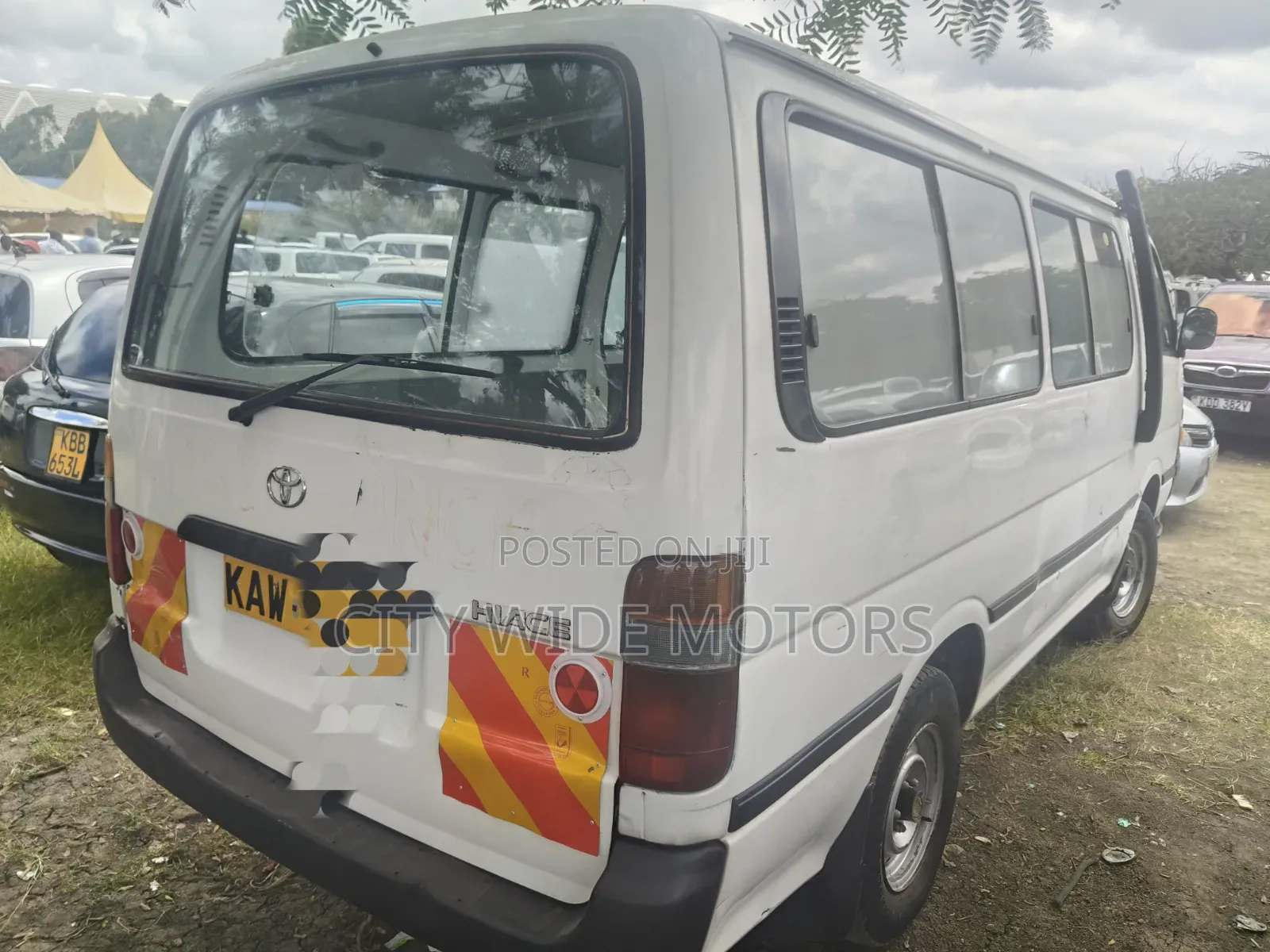 Toyota HiAce 2002 White