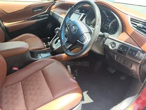 Toyota Harrier 2019 Maroon