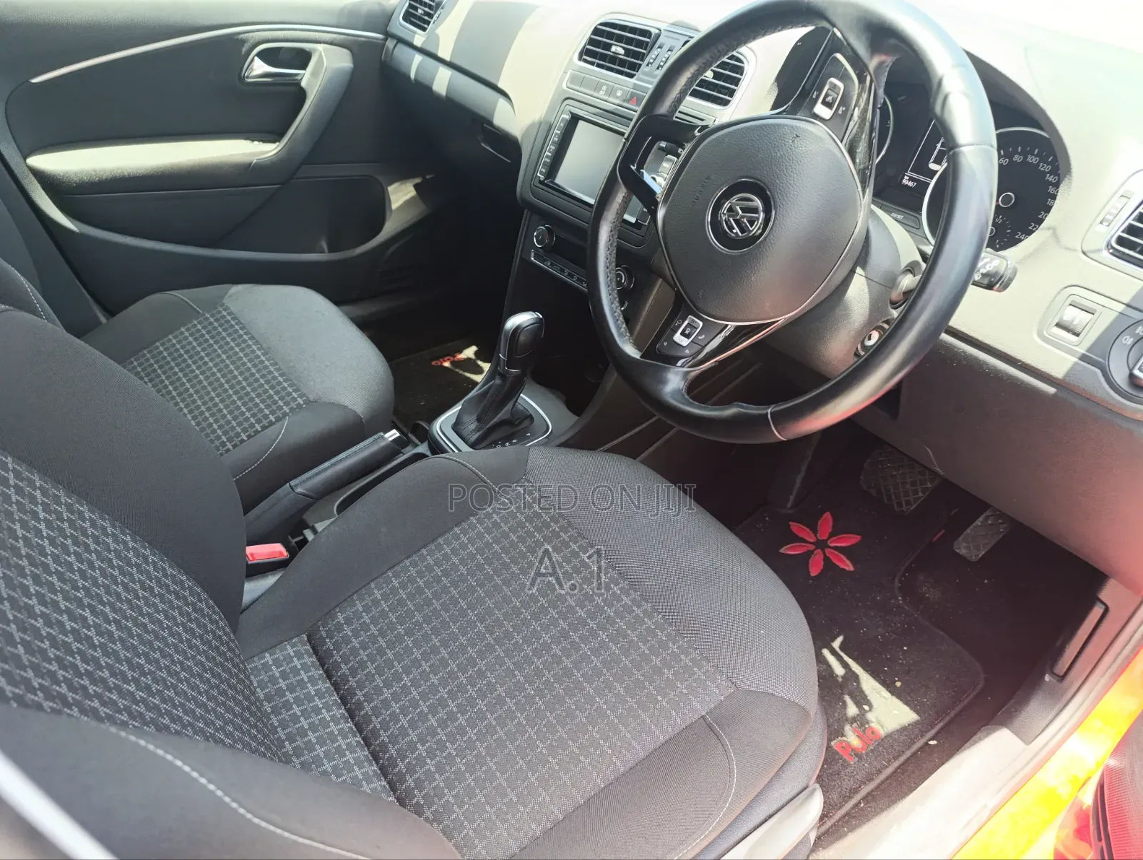 Volkswagen Polo 2018 Red