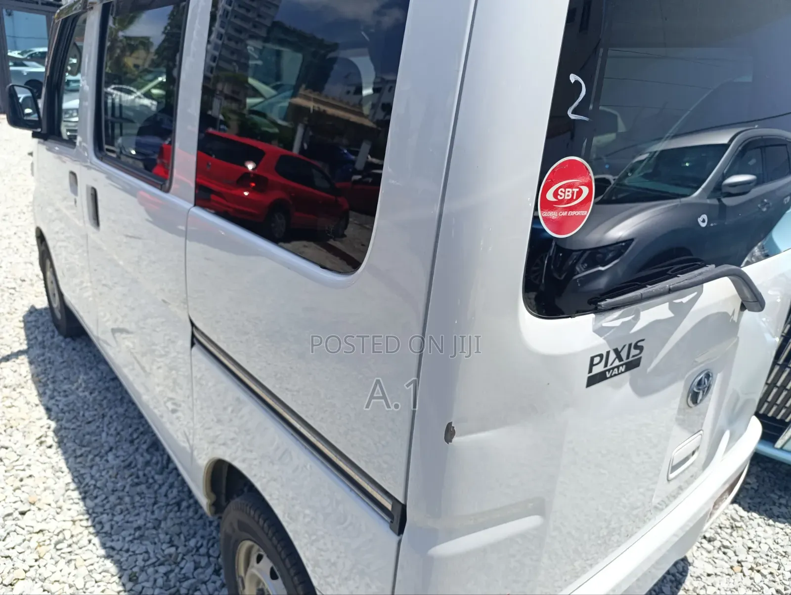 Toyota Pixis Van