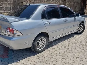 Mitsubishi Lancer 2005 Silver