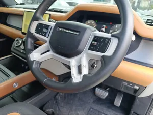 Land Rover Defender 2024 Gray