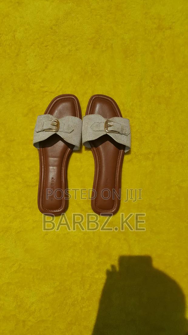 Comfy Sandals - thumbnail 2