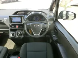 Toyota Noah 2019 Black