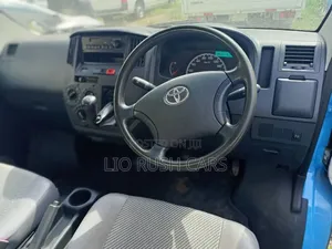 Toyota TownAce 2018 Blue