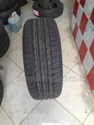 235/55r18 Comfoser