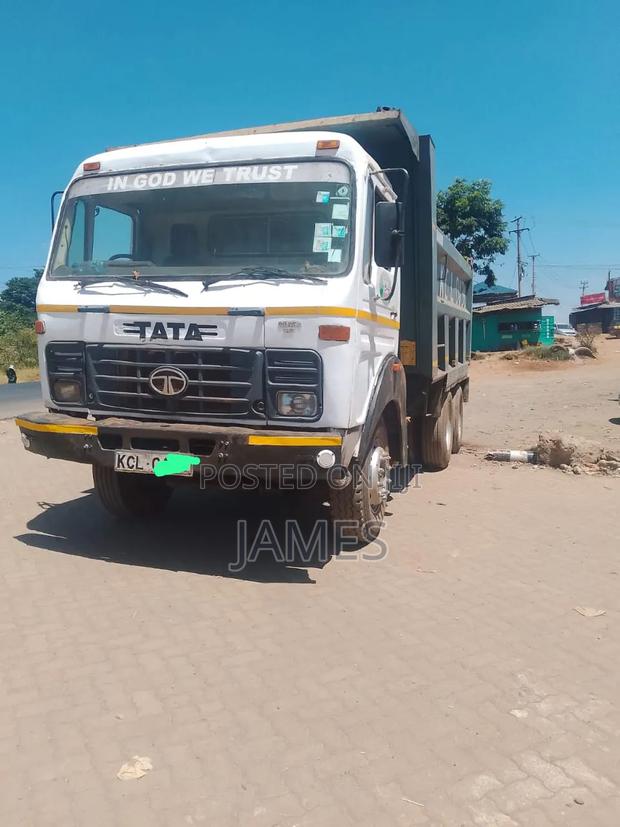 Tata Tipper KCL