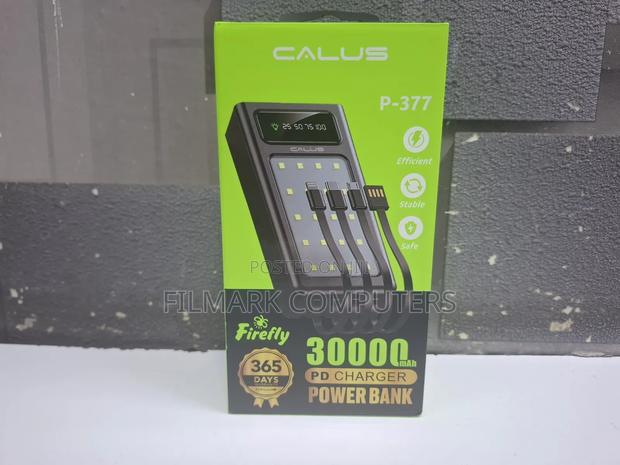 The Calus Firefly P-377 Is a Heavy-Duty 30,000mah Portable Power Bank