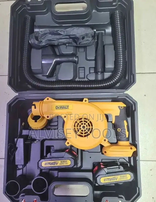 Powerful Dewalt Cordless Blower