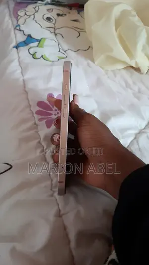 Apple iPhone 13 256 GB Pink