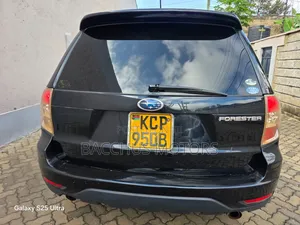 Subaru Forester 2010 Black