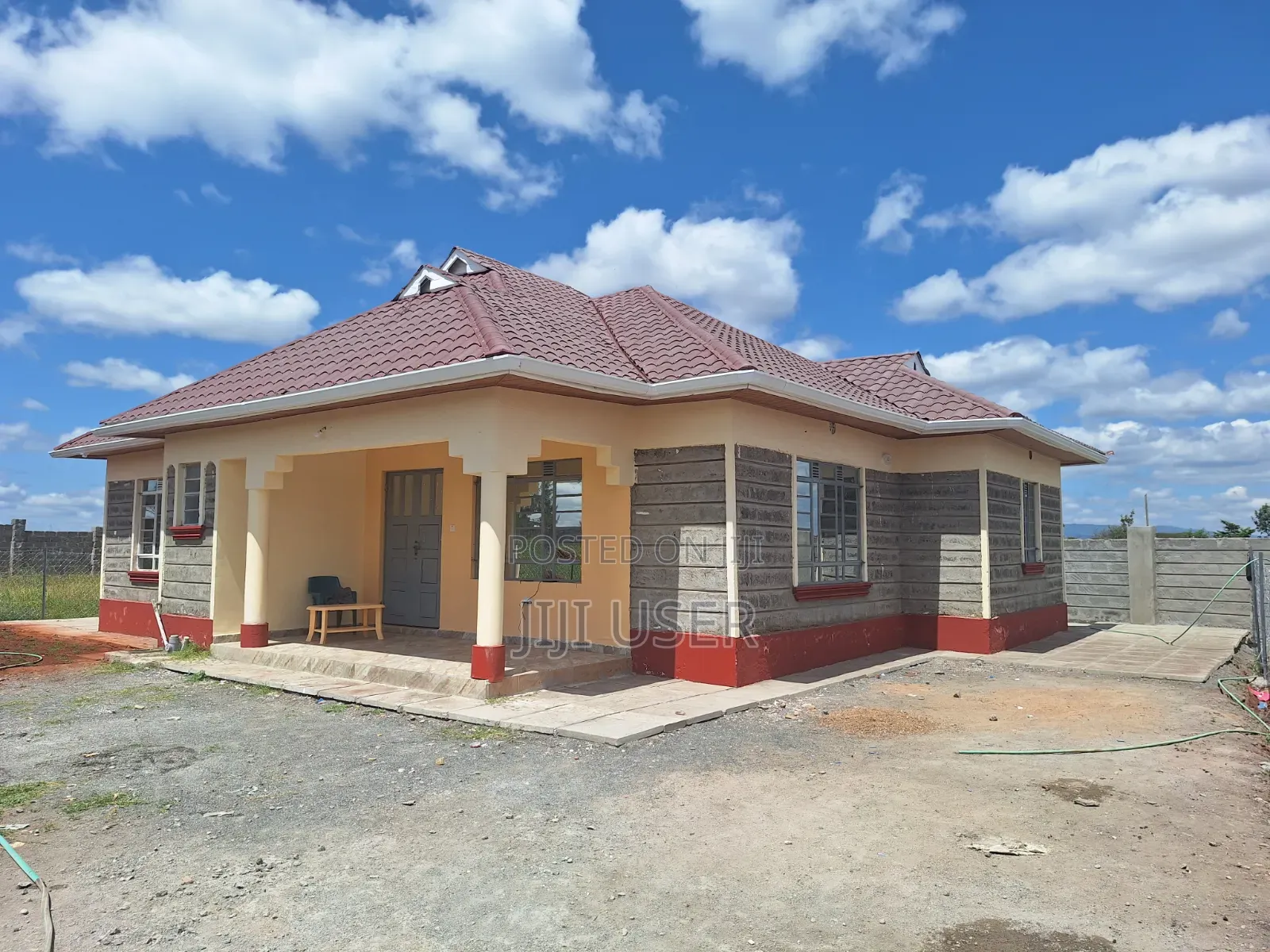 3bdrm Bungalow in Koma Plains, Malaa for sale