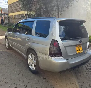 Subaru Forester 2005 Gold