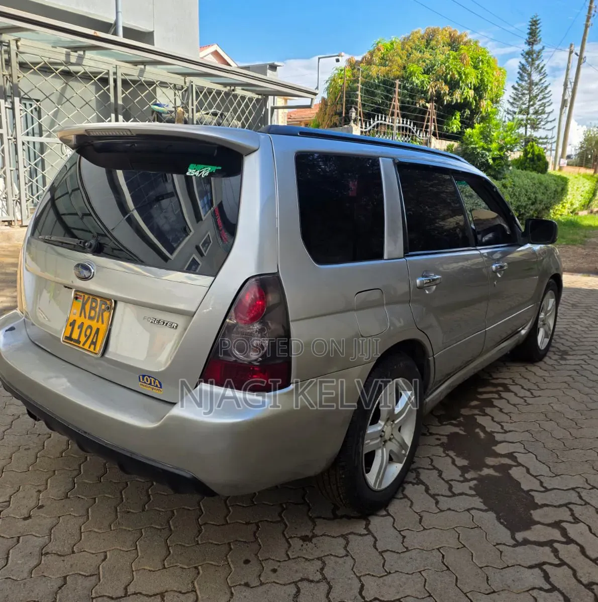 Subaru Forester 2005 Gold