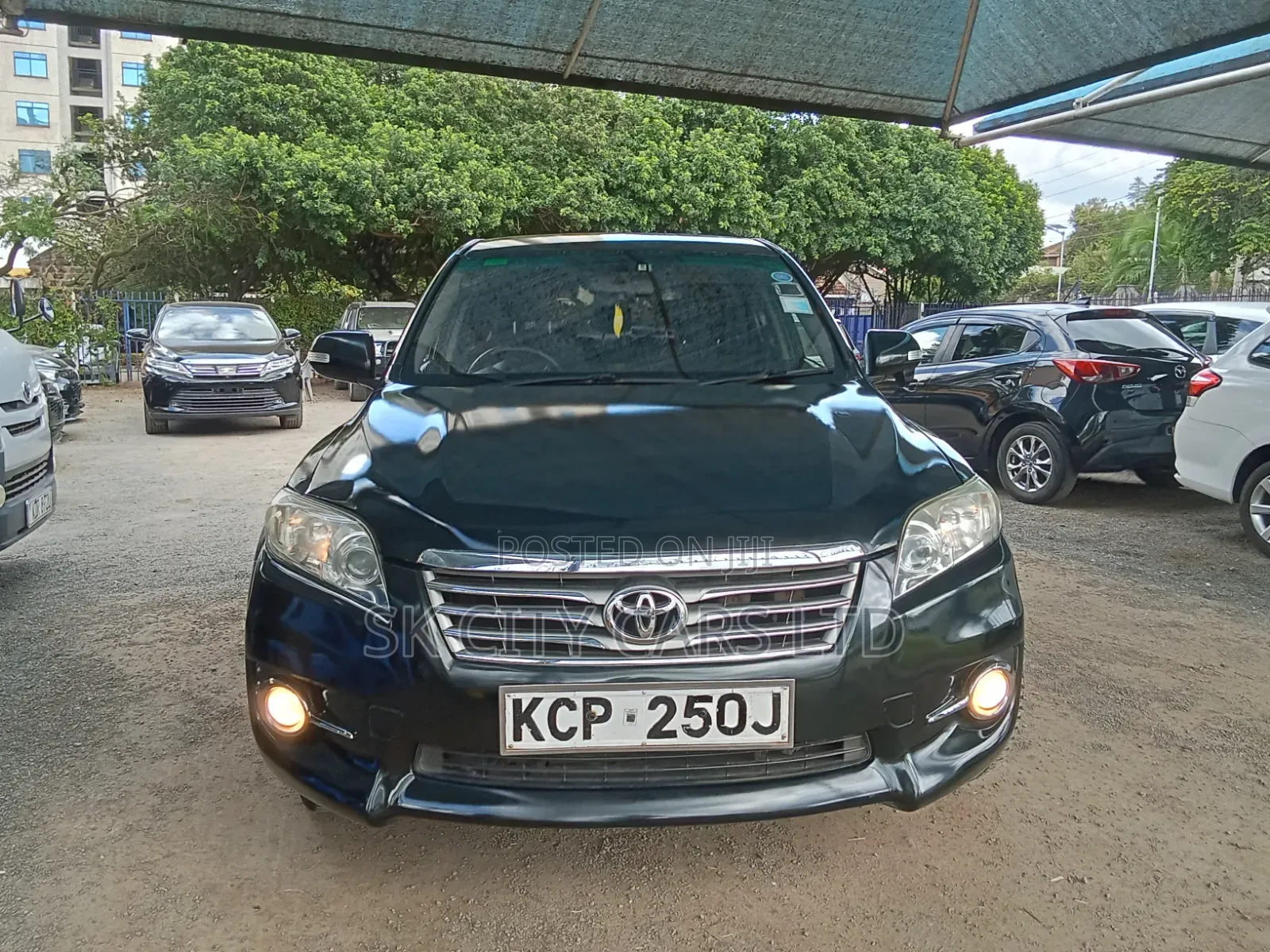 Toyota Vanguard 2010 Green
