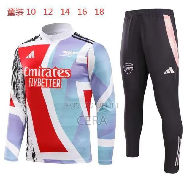 Team Tracksuits - thumbnail 20