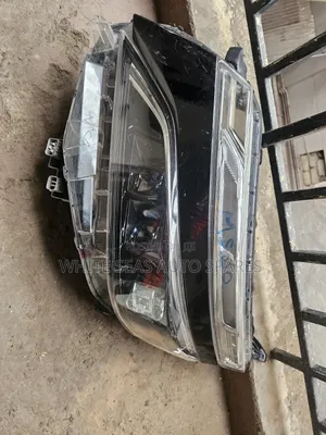 Voxy 2018 Headlight