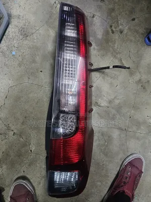 Noah 2015 Taillight
