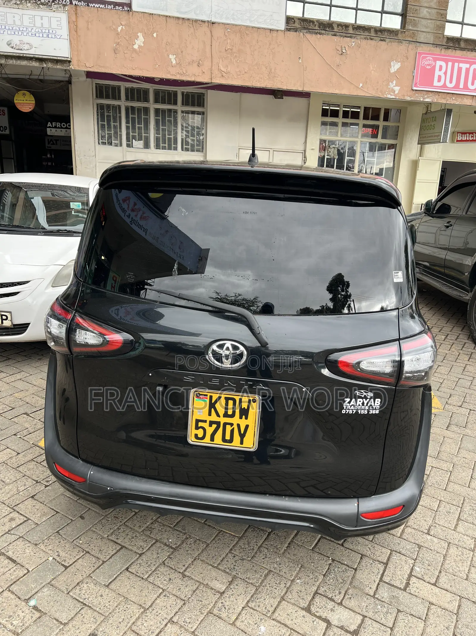 Toyota Sienta 2018 Black