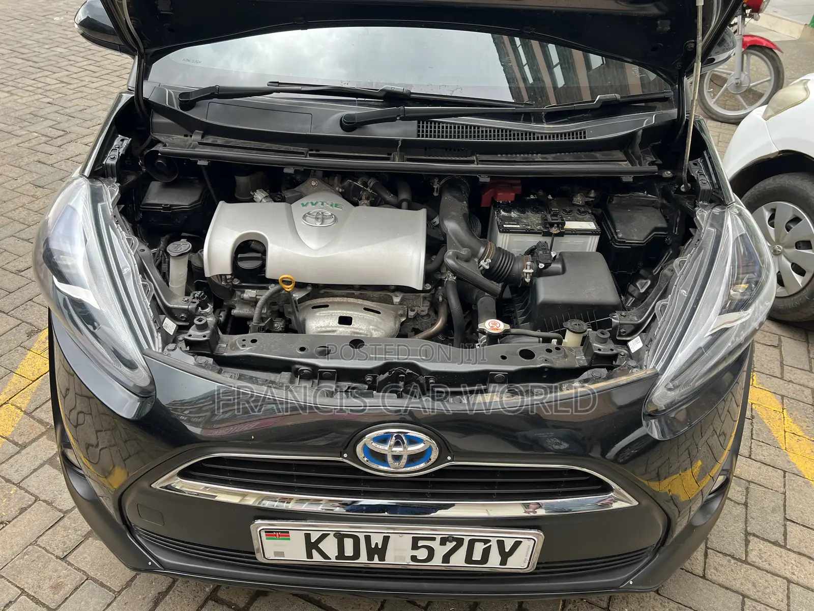 Toyota Sienta 2018 Black