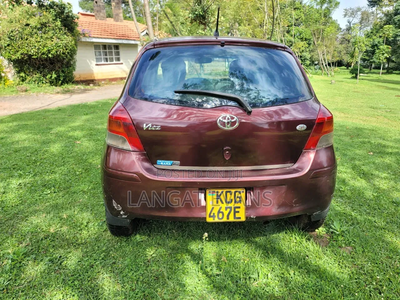 Toyota Vitz 1.3 AWD 3dr 2009 Maroon