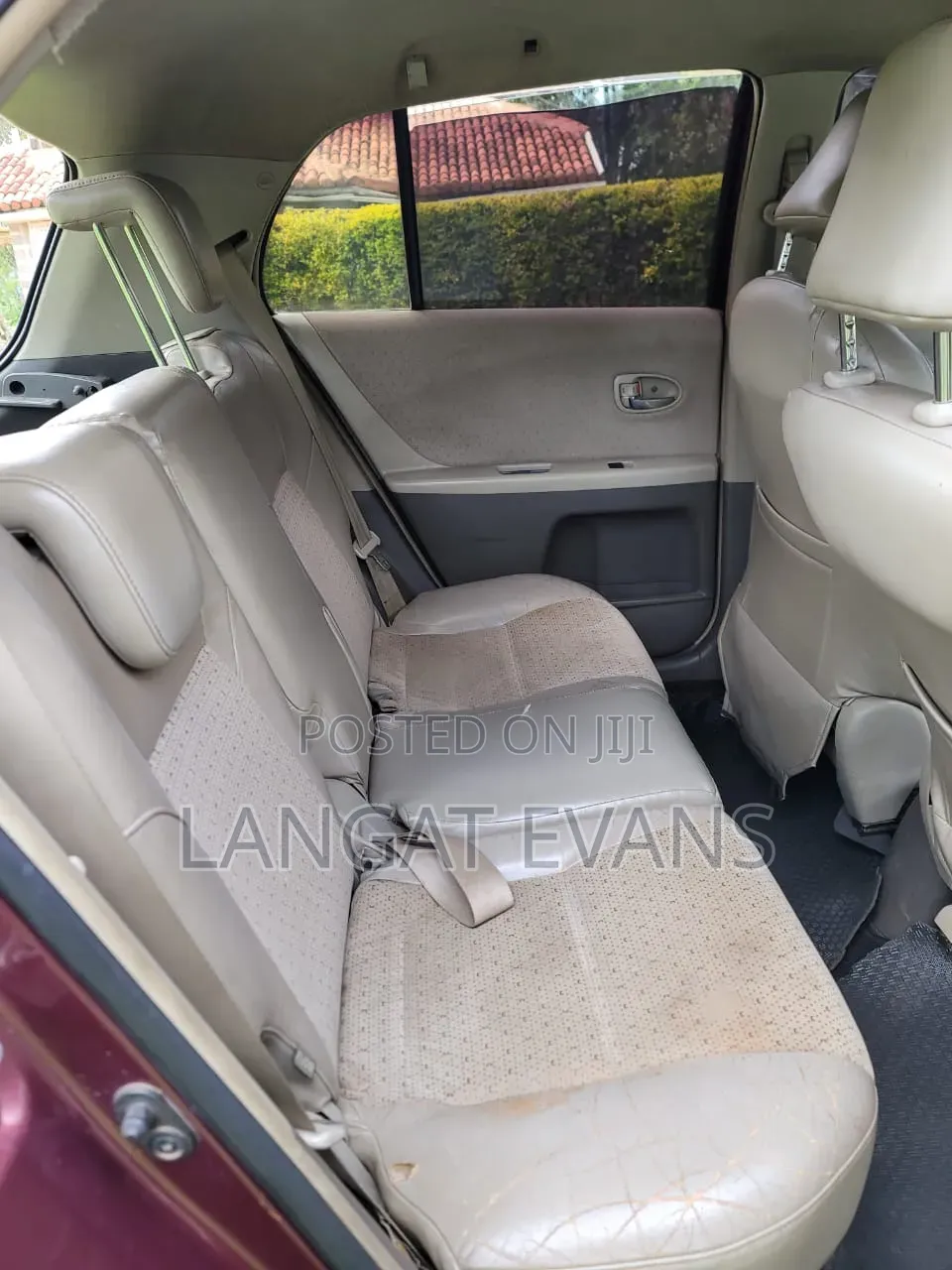 Toyota Vitz 1.3 AWD 3dr 2009 Maroon