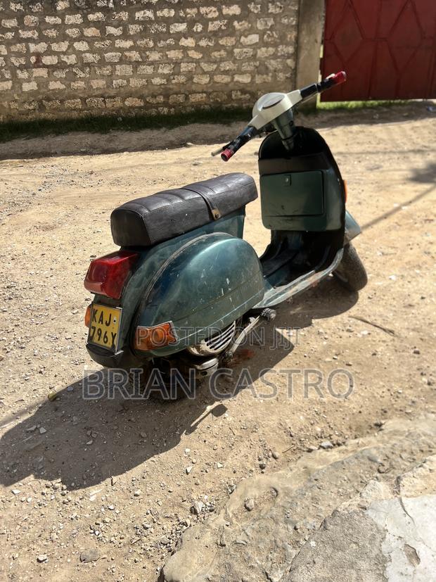 Piaggio Scooter 2000 Green - thumbnail 3