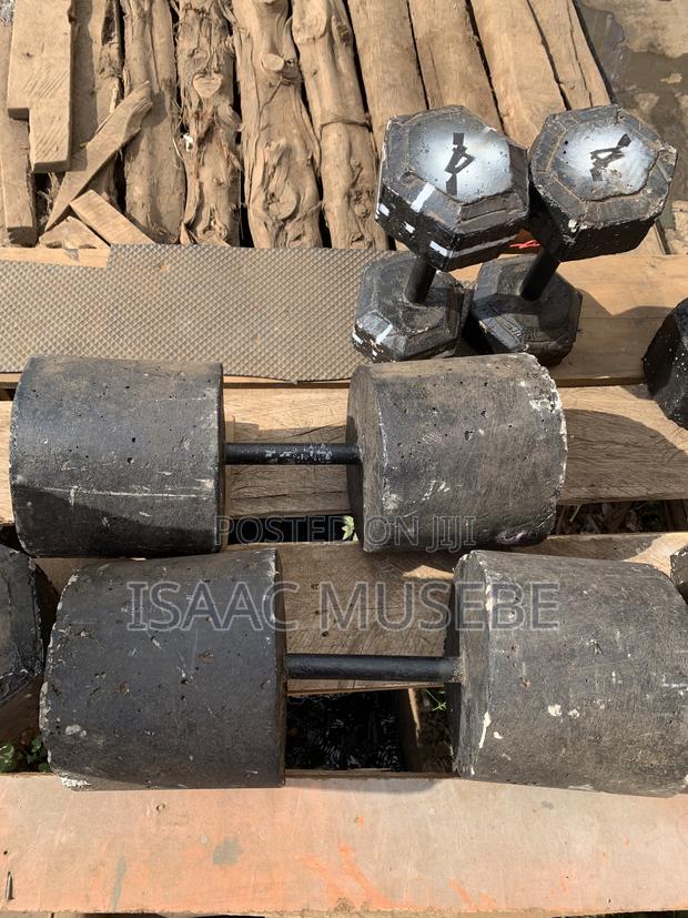 Concrete Dumbbells - thumbnail 5