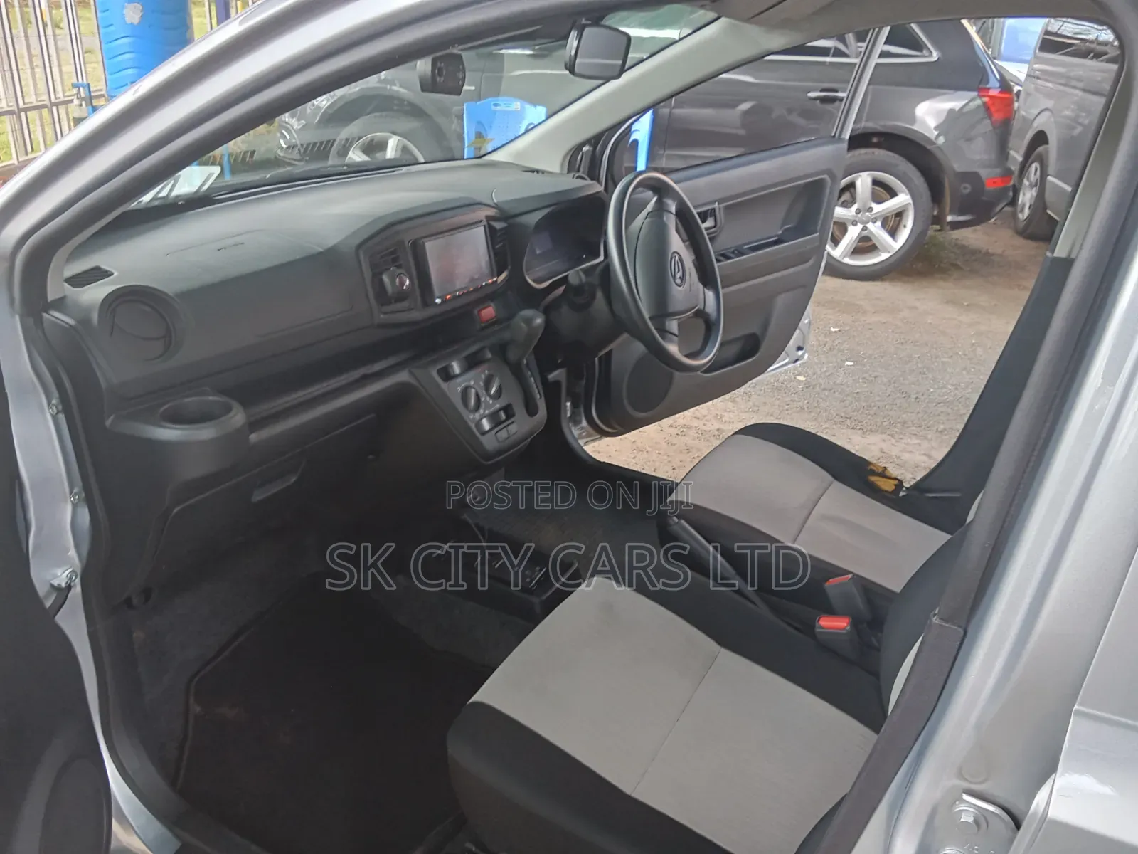 Daihatsu Mira 2019 Silver